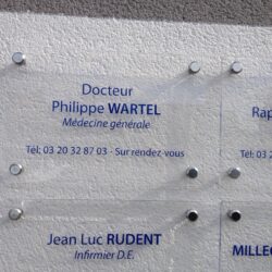 Plaques de médecin