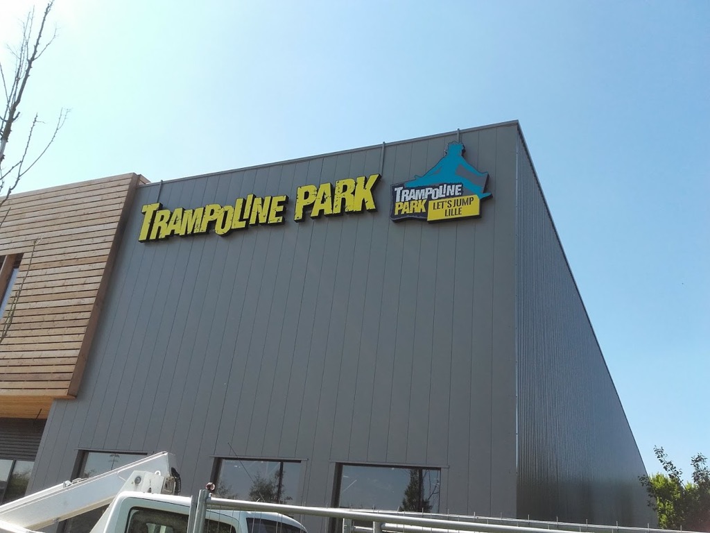 Neodia - trampoline park-Lettres boitiers-lettres découpees